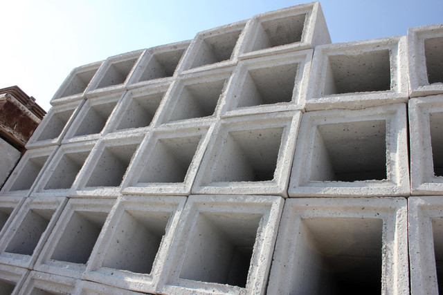 Jak zrobić domek letni z betonowych bloków